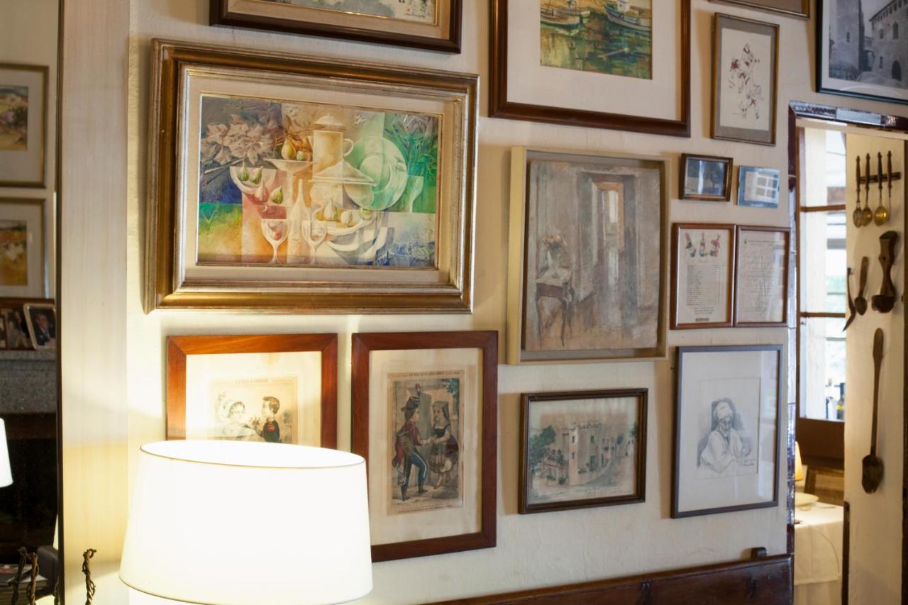 Hostal De La Placa Cabrils Εξωτερικό φωτογραφία